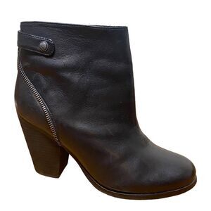 𝅺vince Camuto Hiller Genuine Leather Ankle Boots